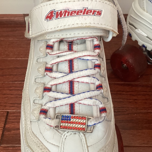 Skechers 4 Wheelers Sneaker Roller Skates - Size 7.5 - Picture 6 of 15